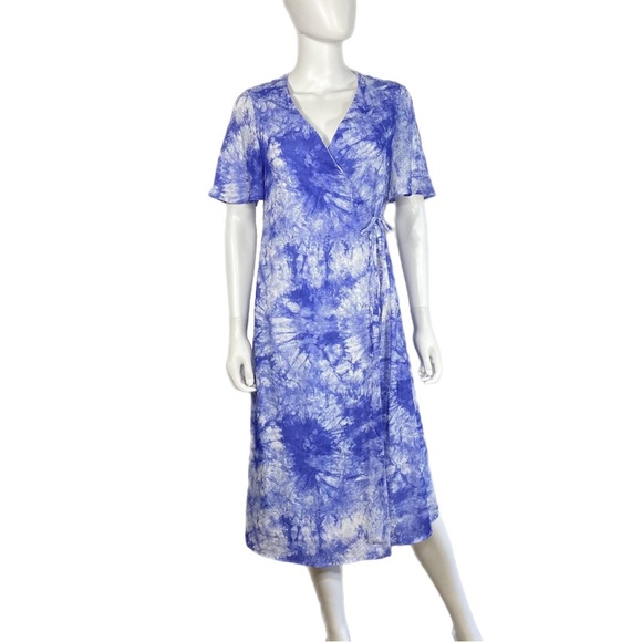 JustFab Side Tie Blue-Multi Tea Length Wrap Dress - Picture 1 of 9